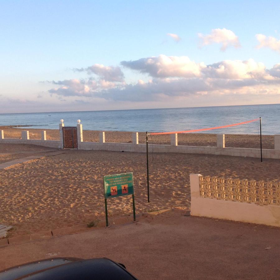 Urbanizacion Primera Linea De Playa Dénia Exterior foto